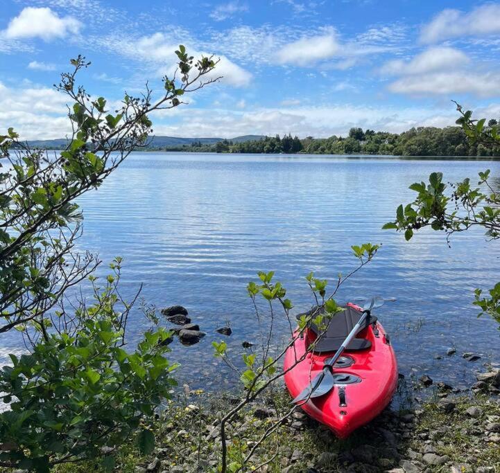 Hillcrest Lodge, Private Apartment On Lough Corrib, Oughterard Galway Esterno foto